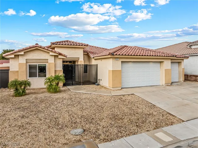$429,900 | 3807 Chapels Royal Street, Laughlin, NV 89029