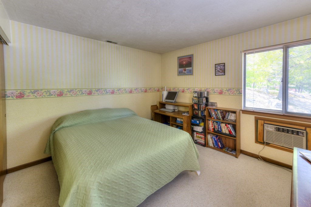 340 Sunderland Road, Unit 2 Worcester, MA 01604 - Photo 10 of 24 Gallery Image 10