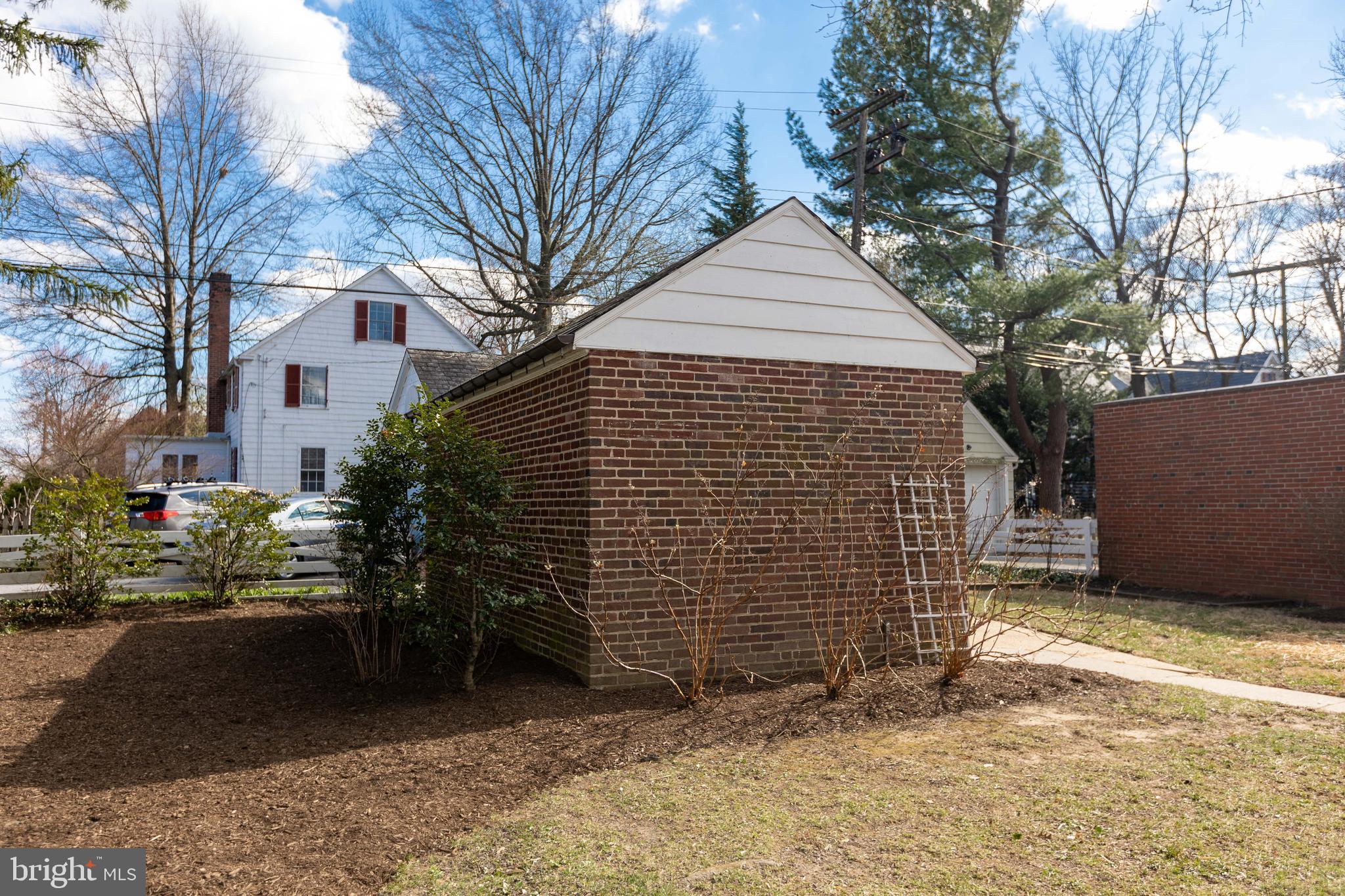 331 Broxton Road Baltimore, MD 21212 - Photo 52 of 58 a view of a house with a yard