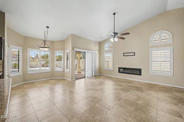 $749,900 | 1043 West Iris Drive, Gilbert, AZ 85233