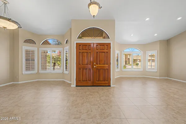 $749,900 | 1043 West Iris Drive, Gilbert, AZ 85233