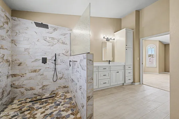 $749,900 | 1043 West Iris Drive, Gilbert, AZ 85233