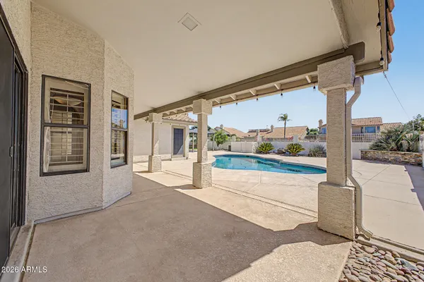 $749,900 | 1043 West Iris Drive, Gilbert, AZ 85233