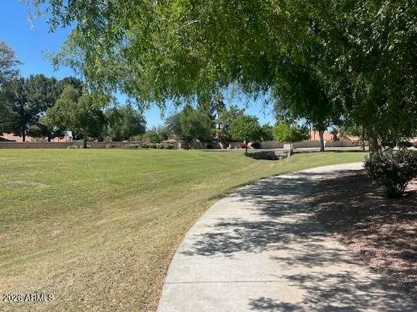 $749,900 | 1043 West Iris Drive, Gilbert, AZ 85233