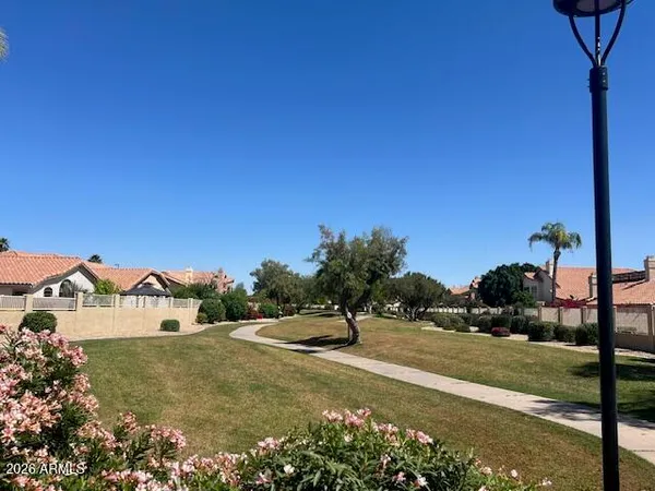 $749,900 | 1043 West Iris Drive, Gilbert, AZ 85233