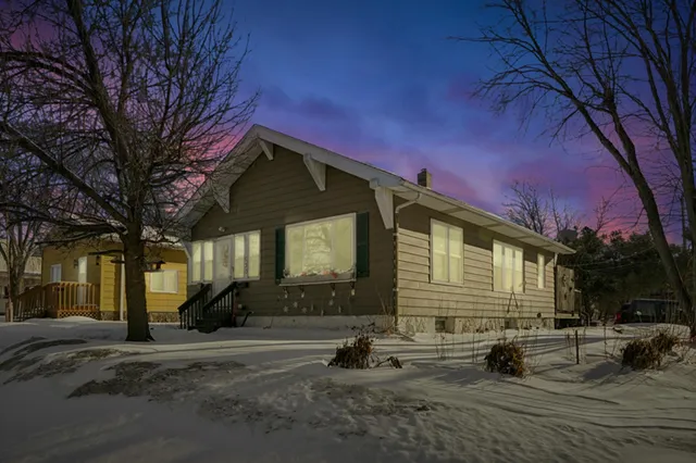 $229,900 | 630 2nd Street, Duluth, MN 55810
