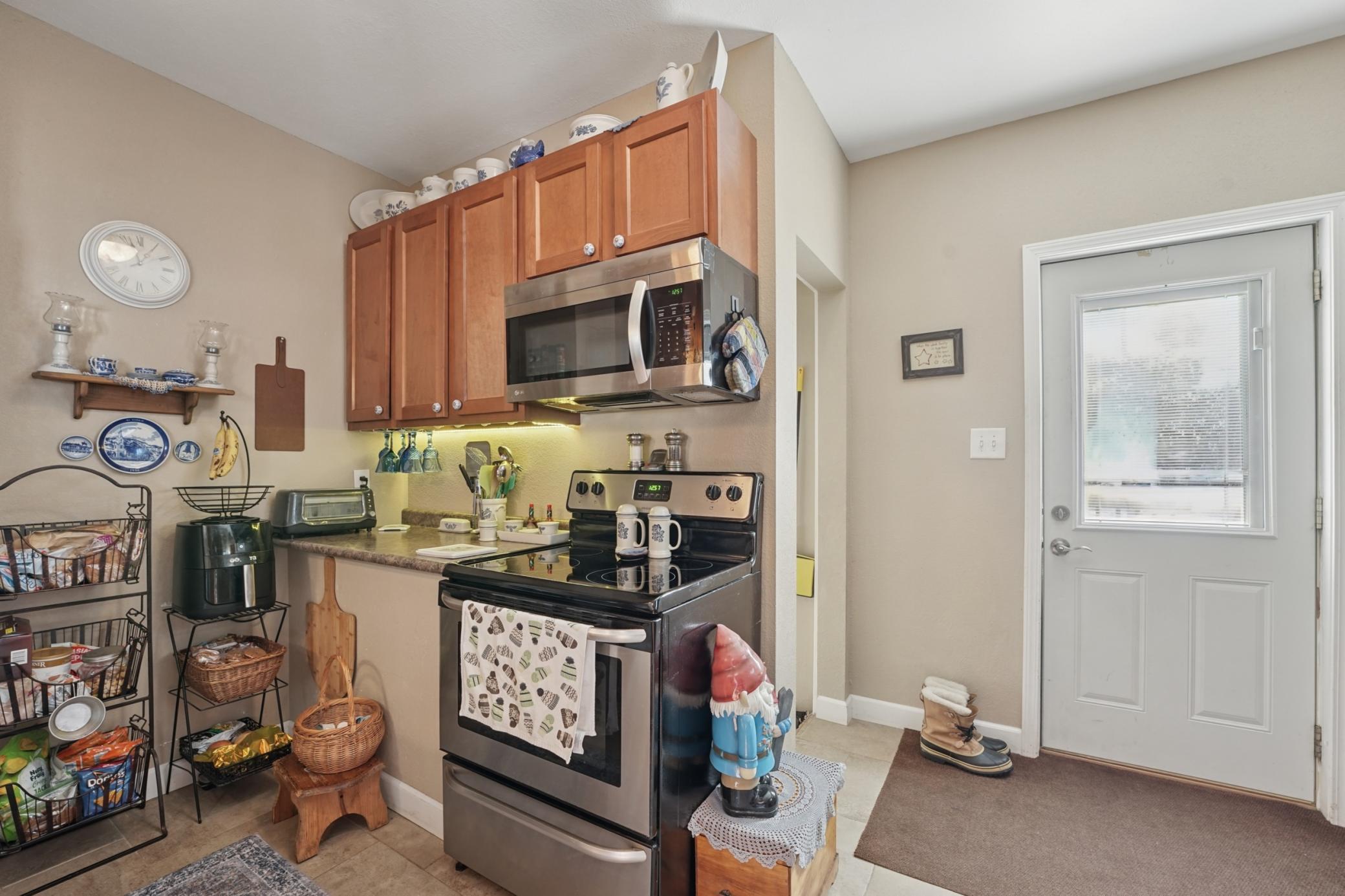 630 2nd Street Duluth, MN 55810 - Photo 7 of 28