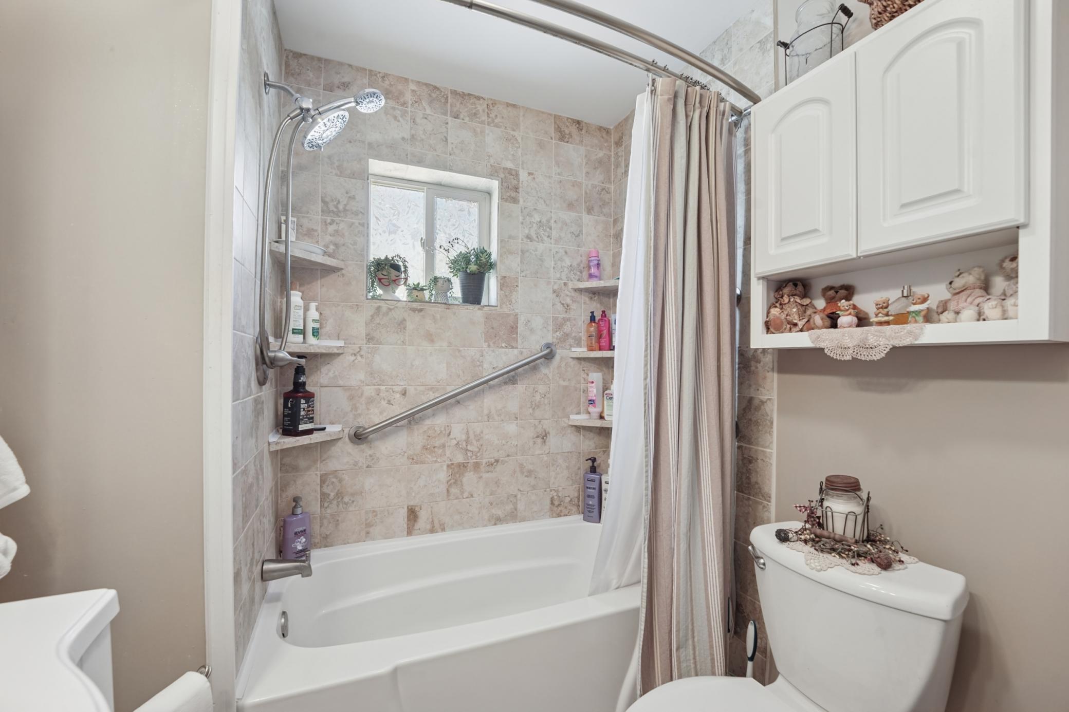 630 2nd Street Duluth, MN 55810 - Photo 9 of 28