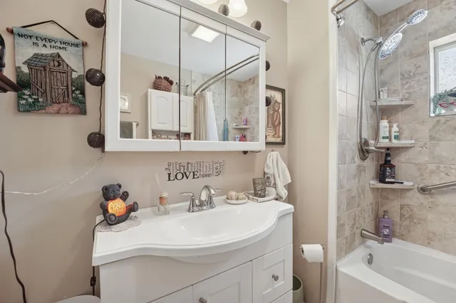 $229,900 | 630 2nd Street, Duluth, MN 55810