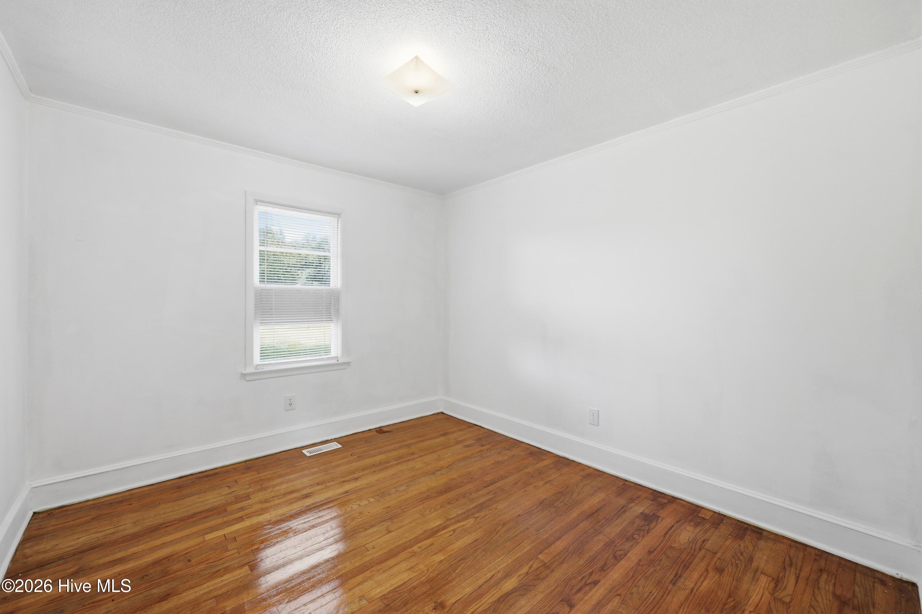 3236 Grainger Station Road Kinston, NC 28501 - Photo 7 of 29