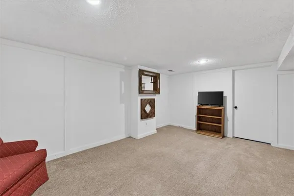 $229,000 | 12107 West 79th Terrace, Lenexa, KS 66215