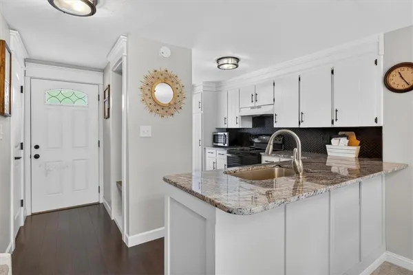 $229,000 | 12107 West 79th Terrace, Lenexa, KS 66215