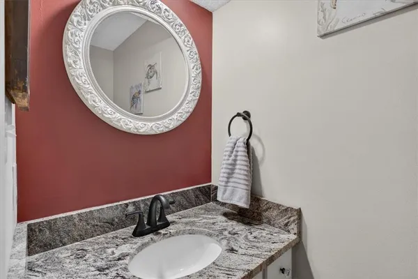 $229,000 | 12107 West 79th Terrace, Lenexa, KS 66215
