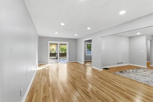 $400,000 | 681 Manor Ridge Drive, Mableton, GA 30126