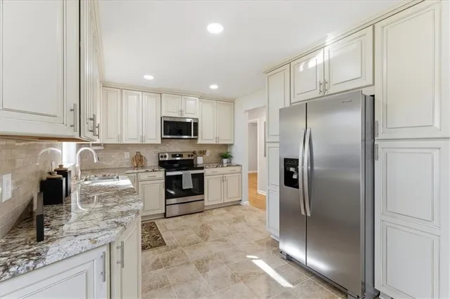 $400,000 | 681 Manor Ridge Drive, Mableton, GA 30126