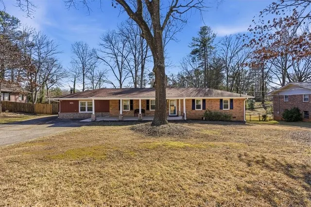 $400,000 | 681 Manor Ridge Drive, Mableton, GA 30126