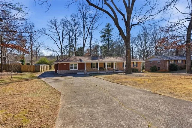 $400,000 | 681 Manor Ridge Drive, Mableton, GA 30126