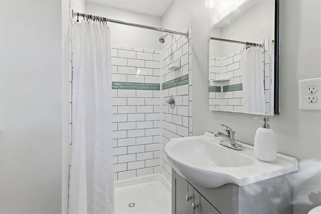 $400,000 | 681 Manor Ridge Drive, Mableton, GA 30126