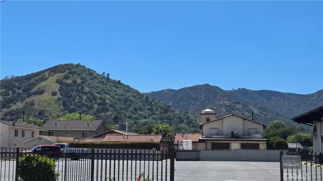 $2,800 | 4413 La Clede Avenue, Unit 2, Los Angeles, CA 90039