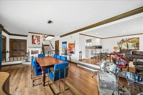 $1,499,000 | 975 Elm Ridge Drive, Glencoe, IL 60022