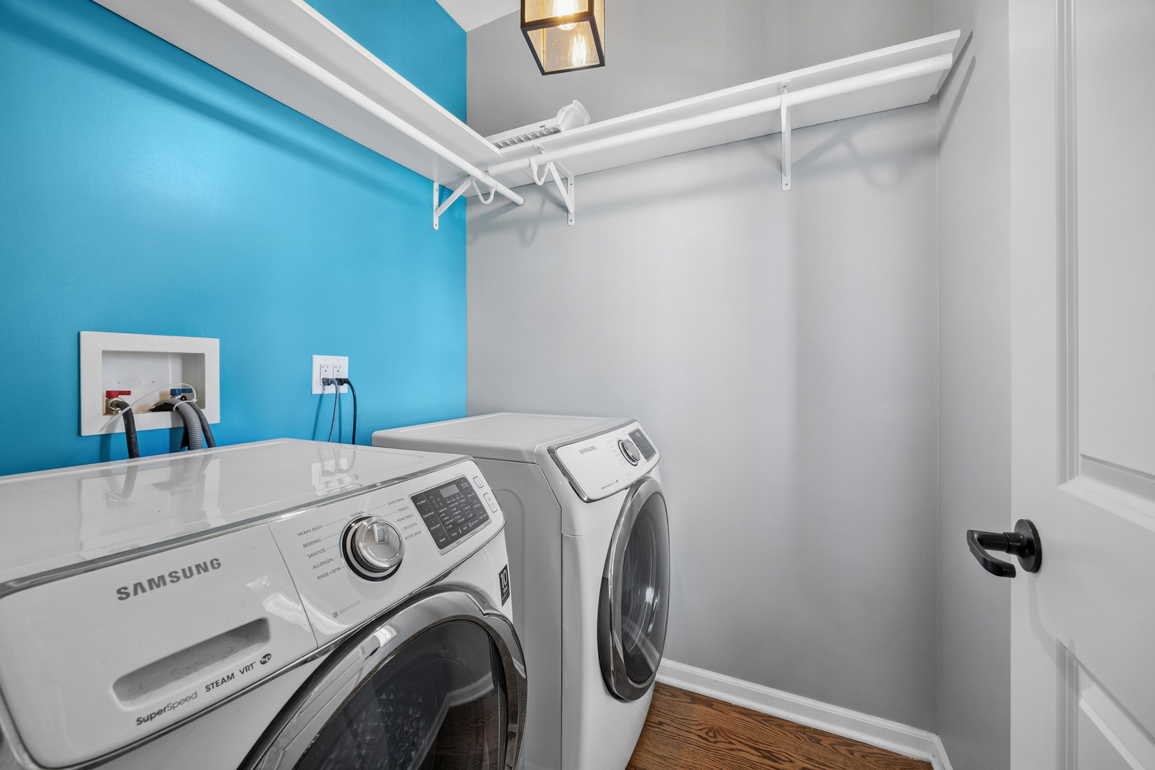 4103 Wisconsin Avenue Stickney, IL 60402 - Photo 18 of 24 a utility room with dryer and washer