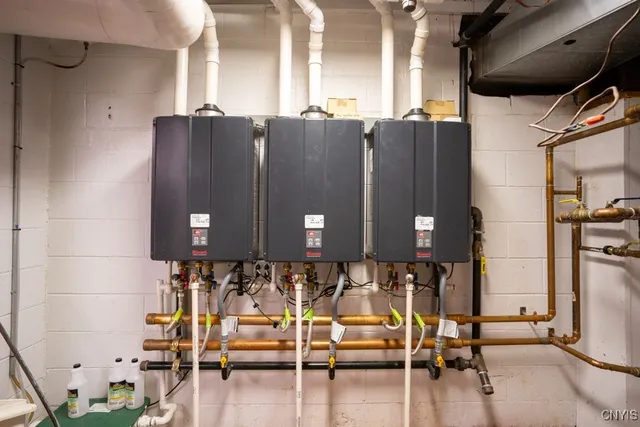 $380,000 | 2745 Highway 51, German Flatts, NY 13357