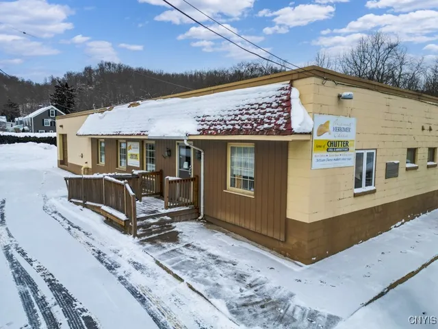 $380,000 | 2745 Highway 51, German Flatts, NY 13357