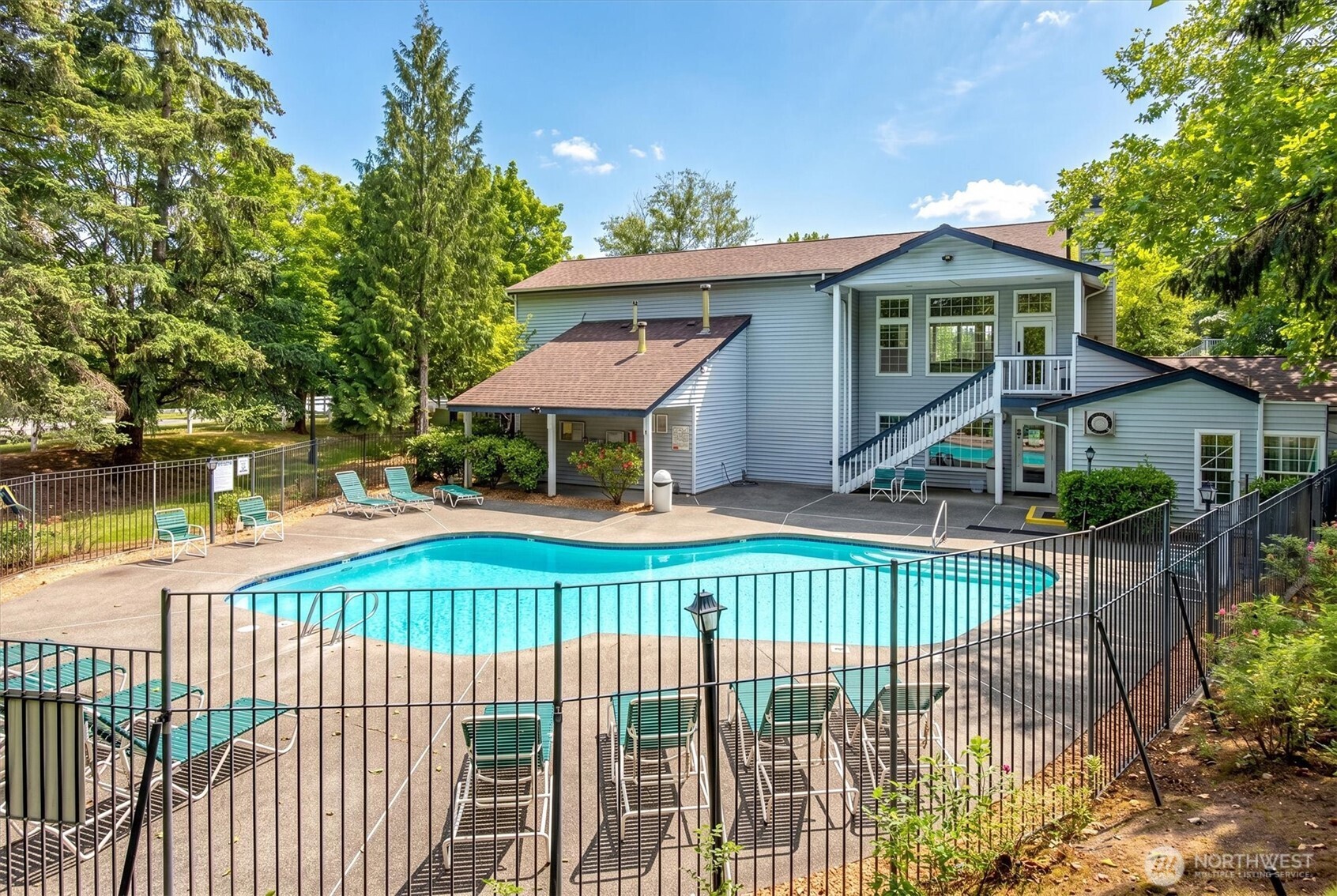 7453 Newcastle Golf Club Road, Unit J301 Newcastle, WA 98059 - Photo 27 of 38