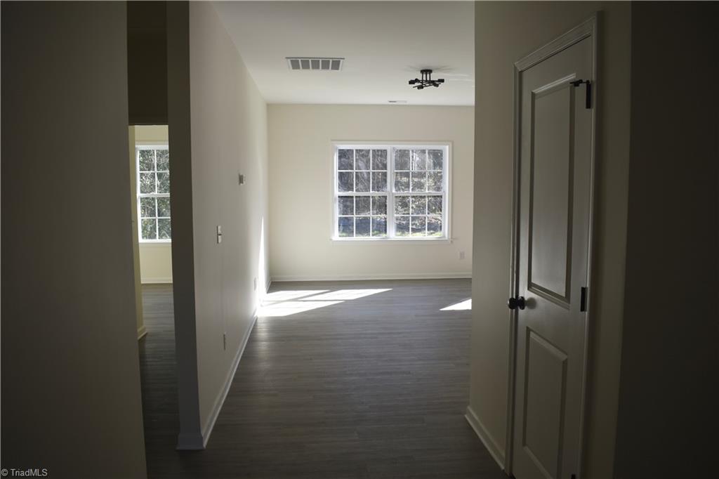 1015 Sharon Street High Point, NC 27260 - Photo 3 of 20