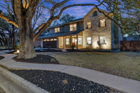 $750,000 | 6523 Heron Drive, Austin, TX 78759