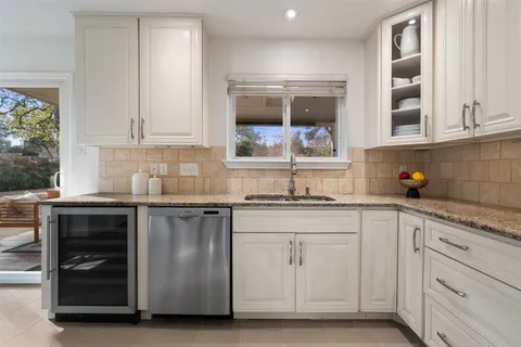 $750,000 | 6523 Heron Drive, Austin, TX 78759