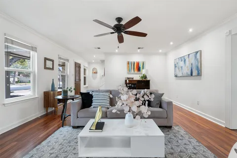 $750,000 | 6523 Heron Drive, Austin, TX 78759