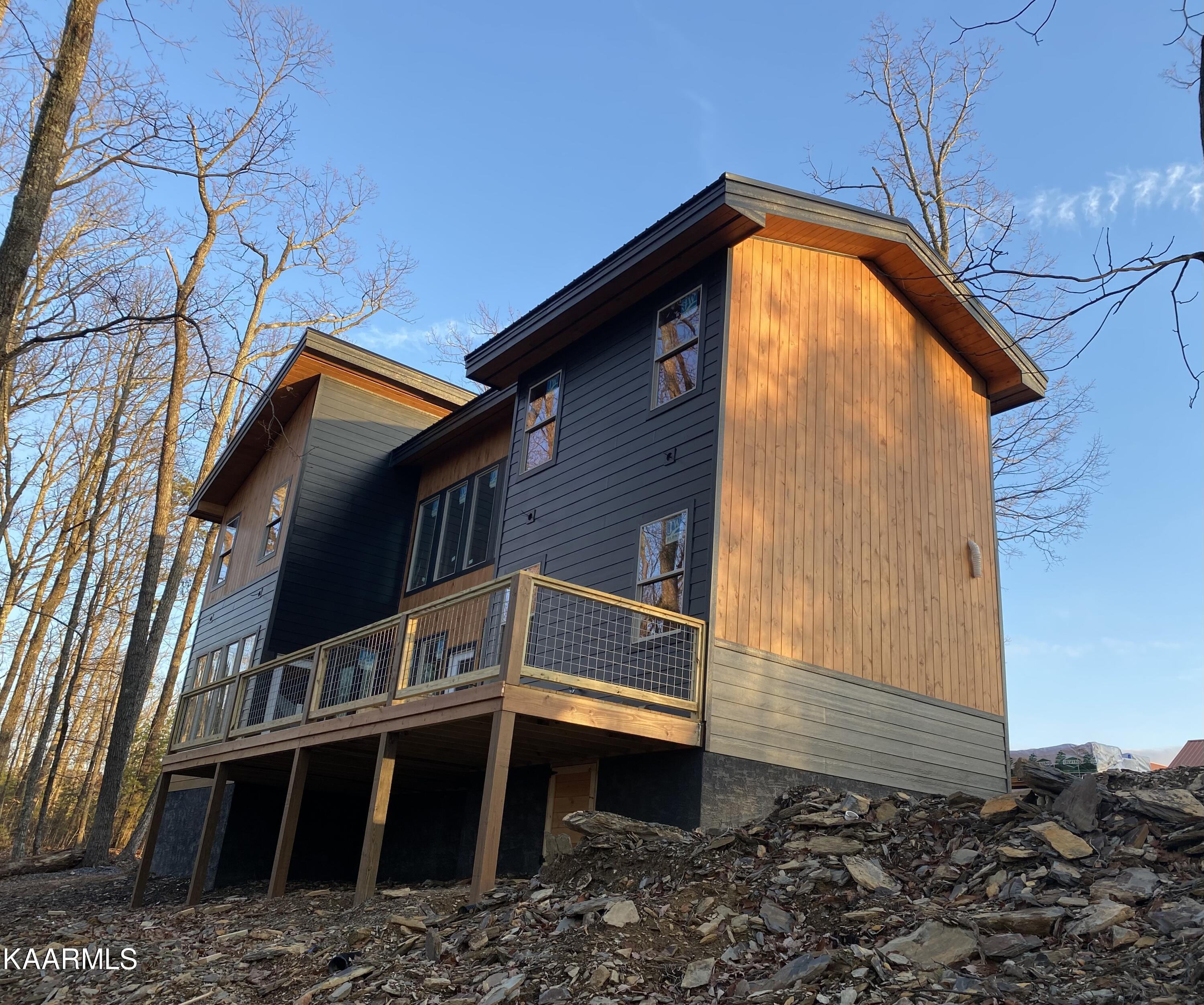 2624 Cloud View Drive Sevierville, TN 37862 - Photo 3 of 21 IMG-2381