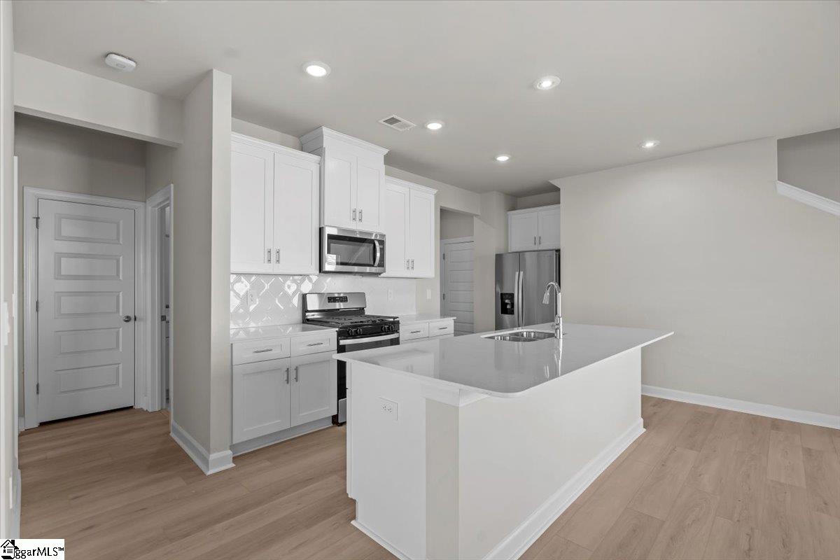 698 Cozy Blf Road Spartanburg, SC 29301 - Photo 3 of 28