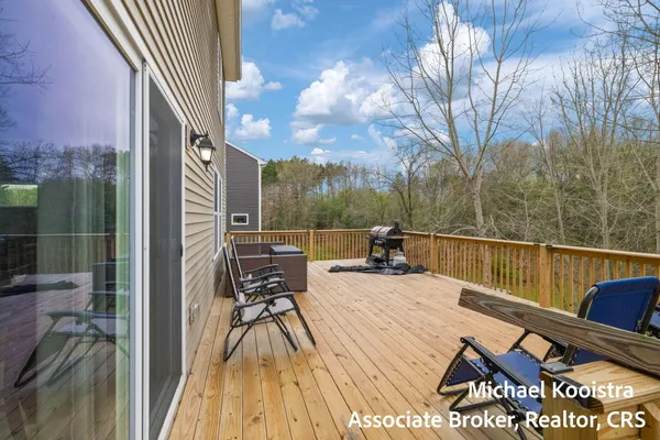 $359,000 | 152 Foxtail Drive, Ionia, MI 48846