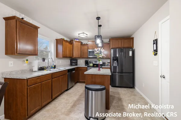 $359,000 | 152 Foxtail Drive, Ionia, MI 48846