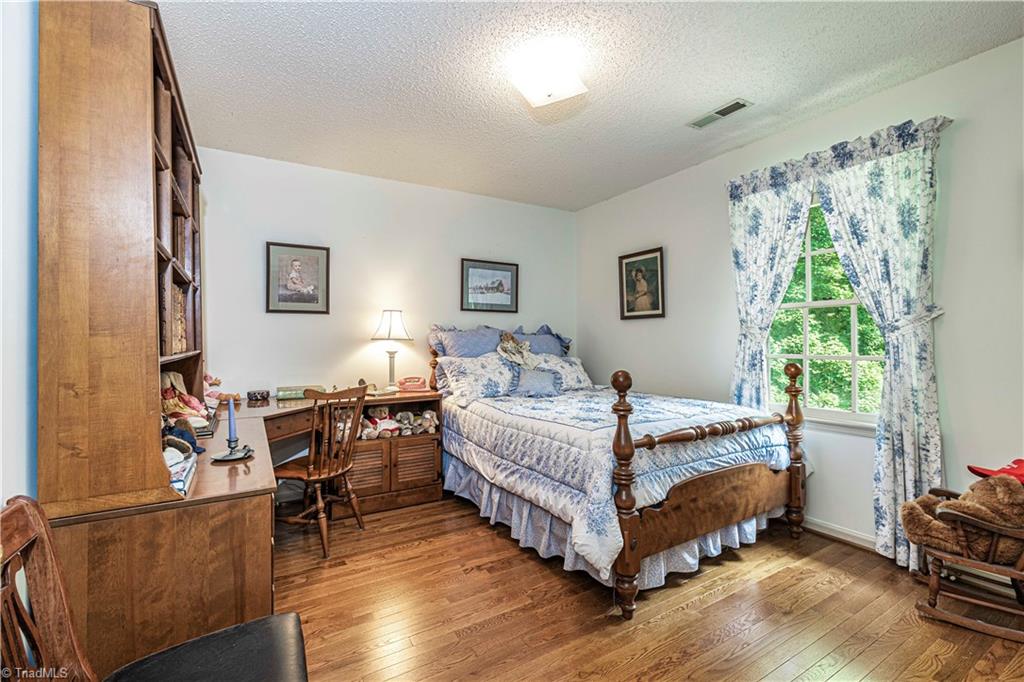 1946 Winding Ridge Road Winston-Salem, NC 27127 - Photo 29 of 45 3rd Bedroom