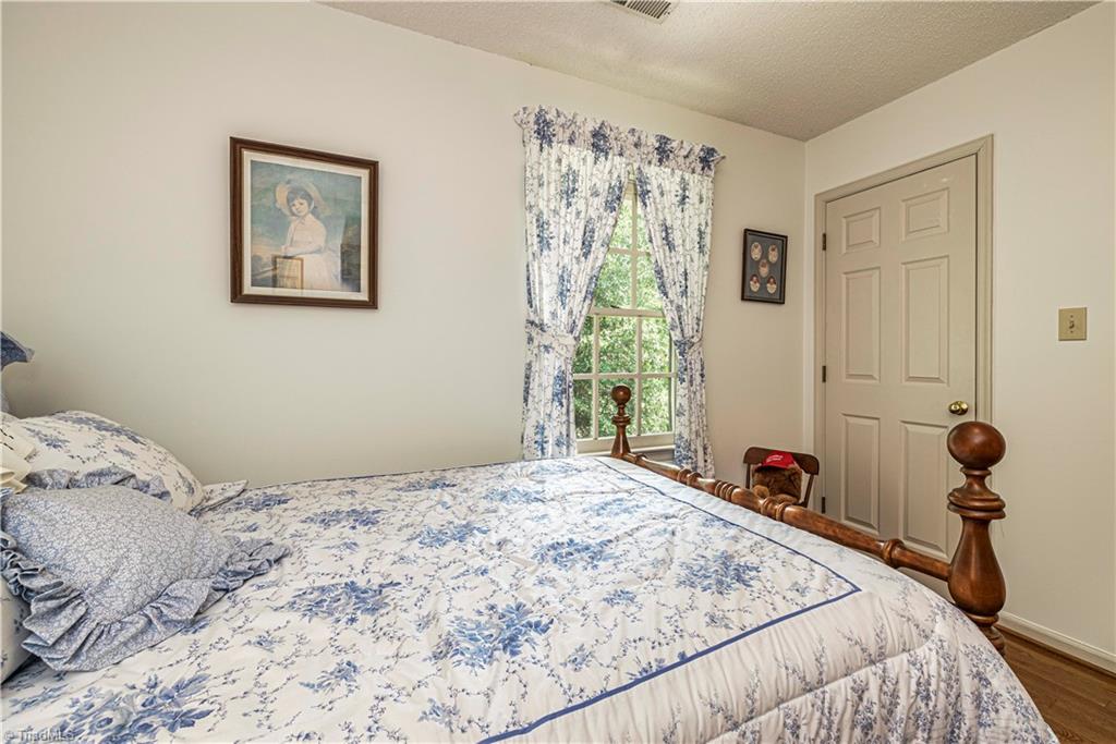 1946 Winding Ridge Road Winston-Salem, NC 27127 - Photo 30 of 45 3rd Bedroom
