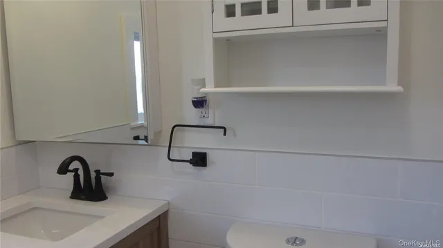 $5,350 | 367 Columbus Parkway, Mineola, NY 11501