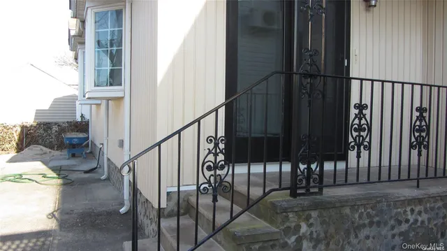 $5,350 | 367 Columbus Parkway, Mineola, NY 11501