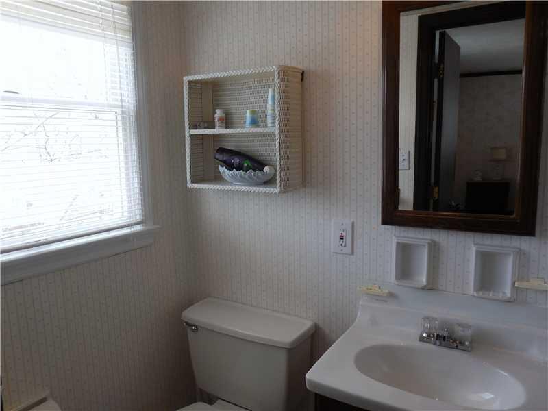 171 Spring Grove Road Penn Hills, PA 15235 - Photo 12 of 24 Master Bath/Spa.