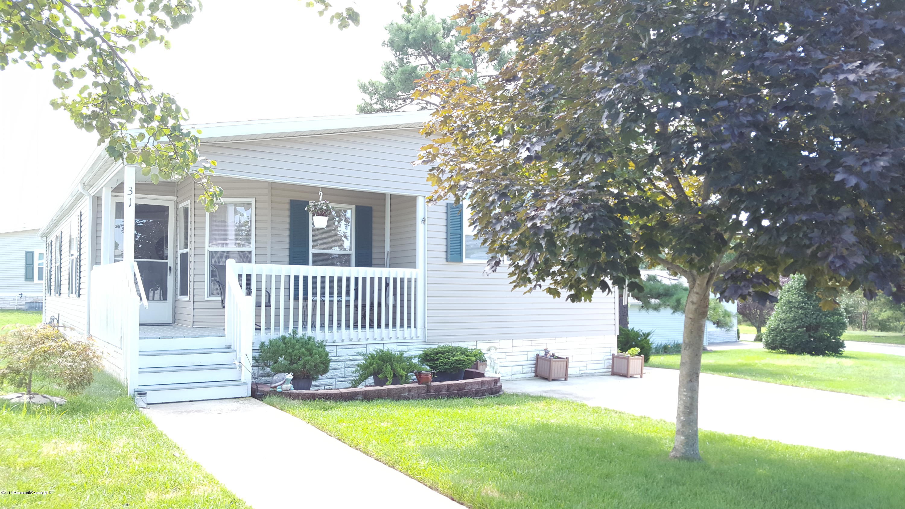 31 Pine Ridge Boulevard Whiting, NJ 08759 - Photo 1 of 21 20160811_123222