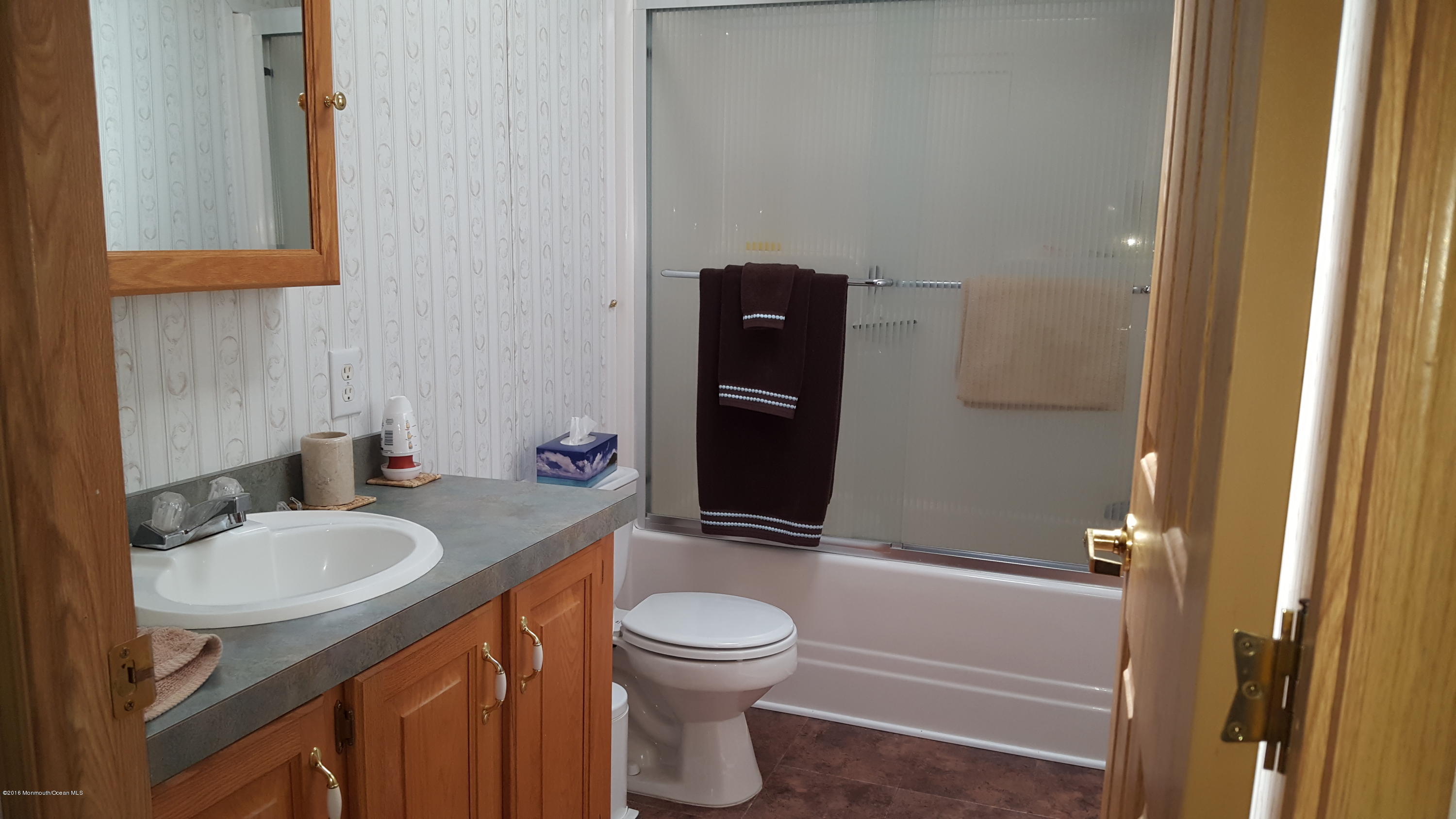 31 Pine Ridge Boulevard Whiting, NJ 08759 - Photo 10 of 21 20160811_123954