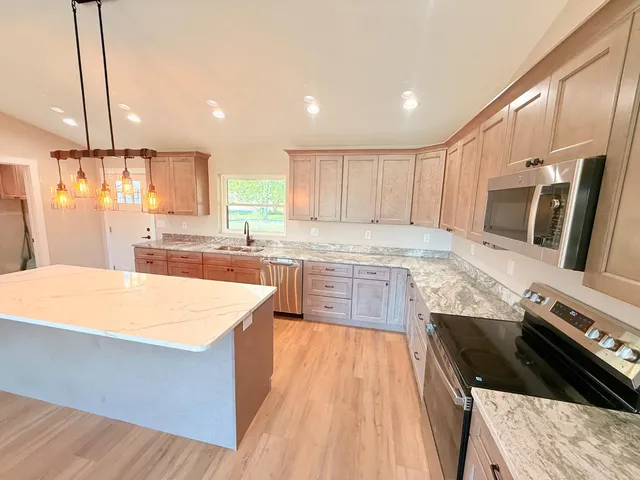 $319,500 | 15229 State Road 156, Vevay, IN 47043