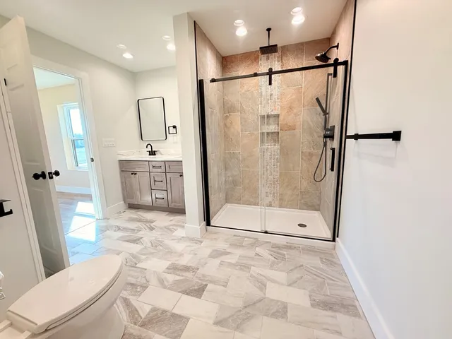 $319,500 | 15229 State Road 156, Vevay, IN 47043