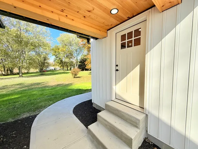 $319,500 | 15229 State Road 156, Vevay, IN 47043