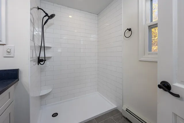 $819,900 | 287 North Road, Deerfield, NH 03037