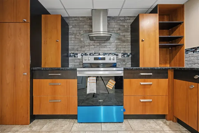 $819,999 | 287 North Road, Deerfield, NH 03037