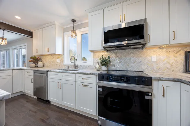 $819,900 | 287 North Road, Deerfield, NH 03037