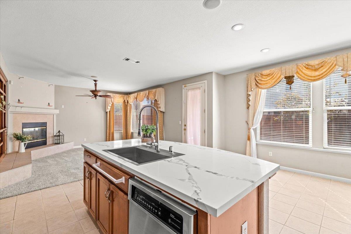 2050 Geneva Way Manteca, CA 95337 - Photo 23 of 68